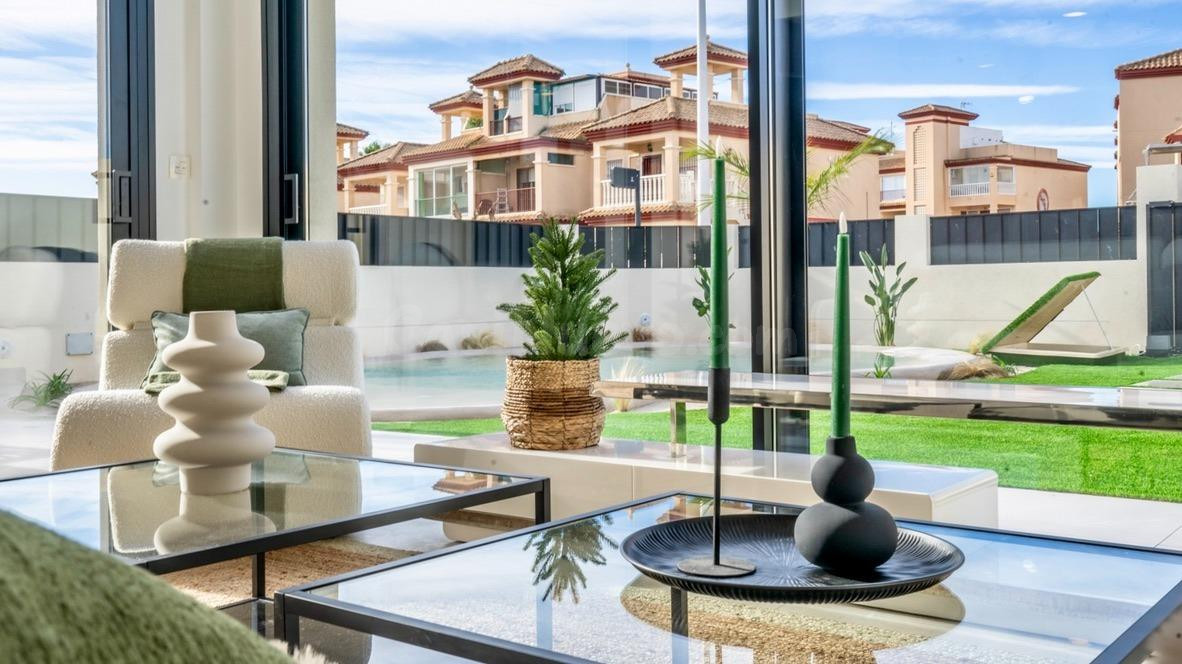 Villa de Lujo 3 habitaciones 122m² en venta - Roldán - foto 2