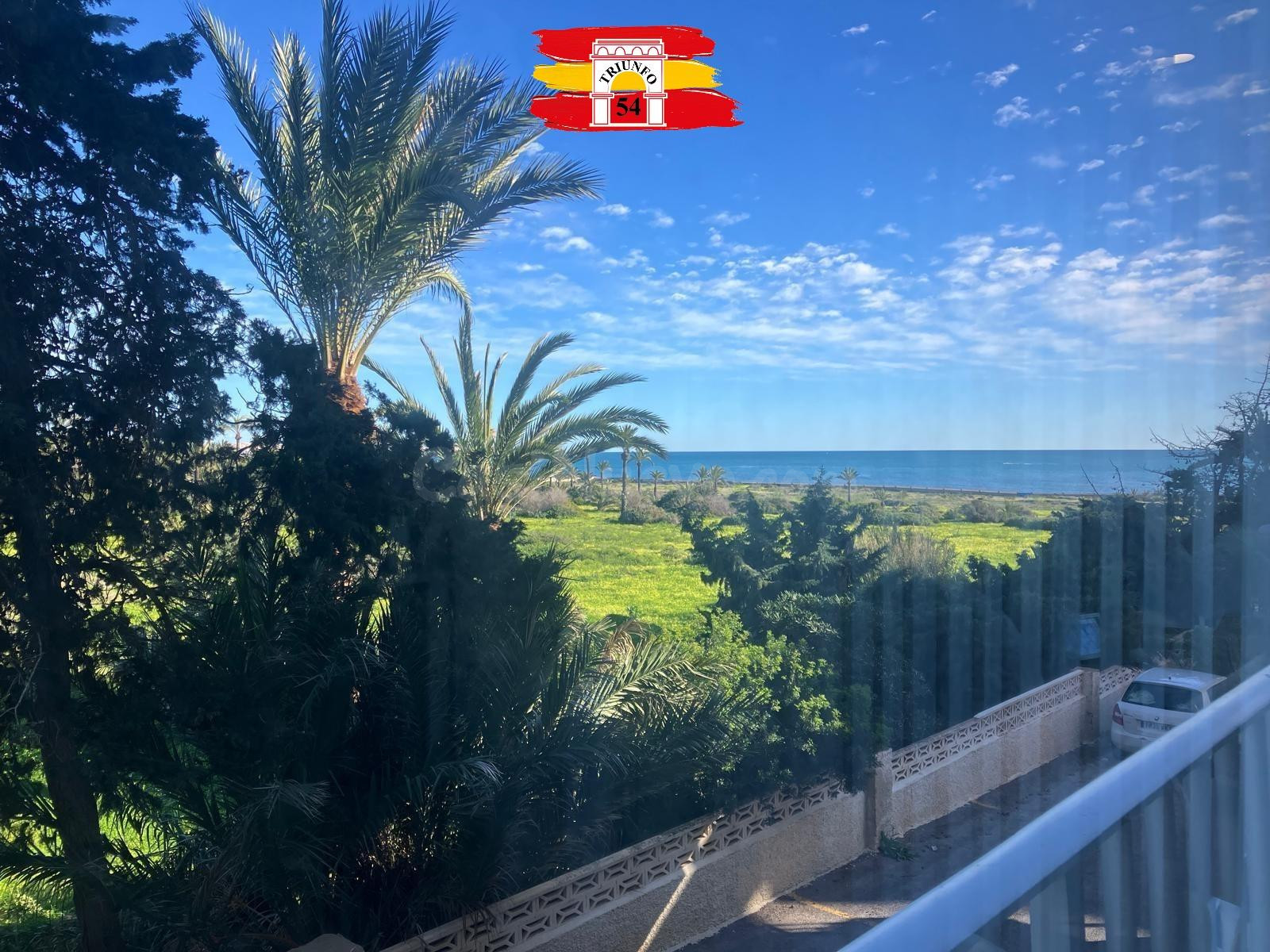 Primer Piso en Torrevieja con Vistas al Mar