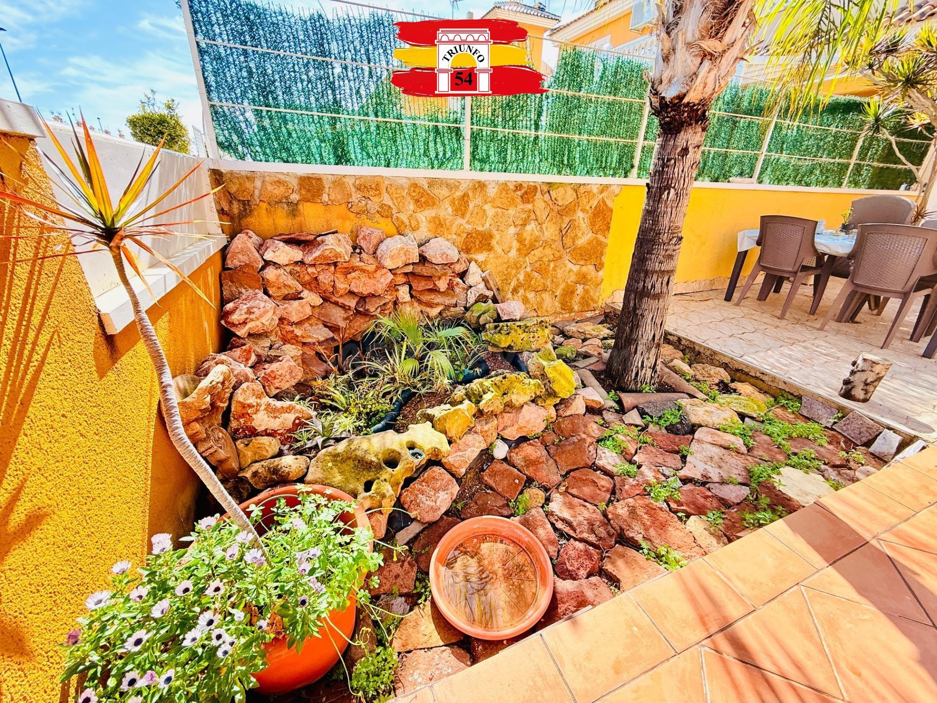 Casa pareada en Torre de la Horadada - foto 2