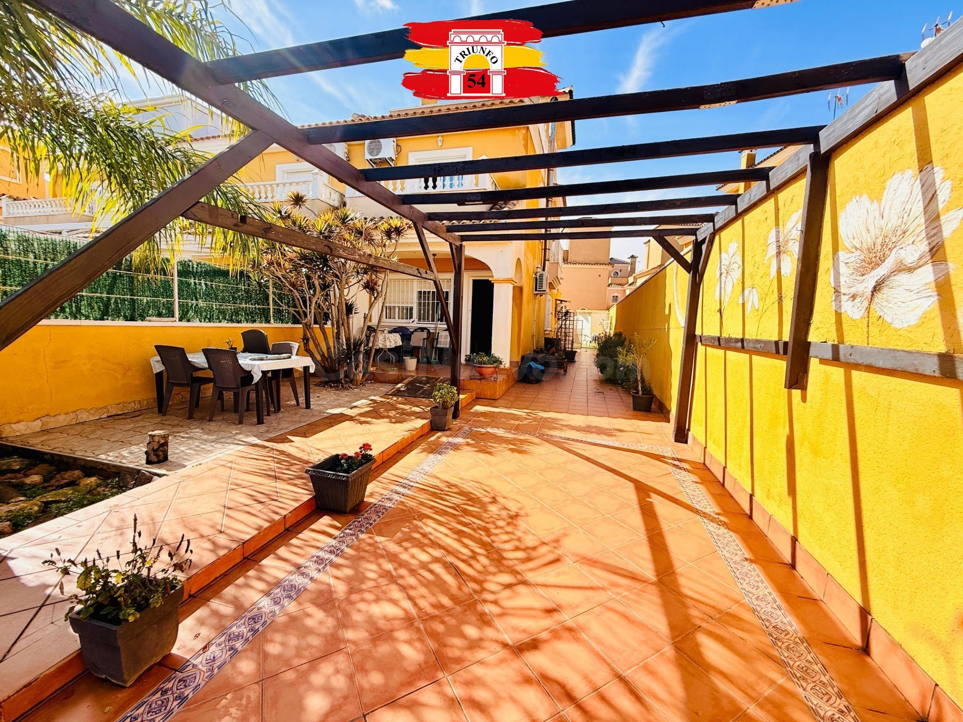 Casa pareada en Torre de la Horadada - foto 3