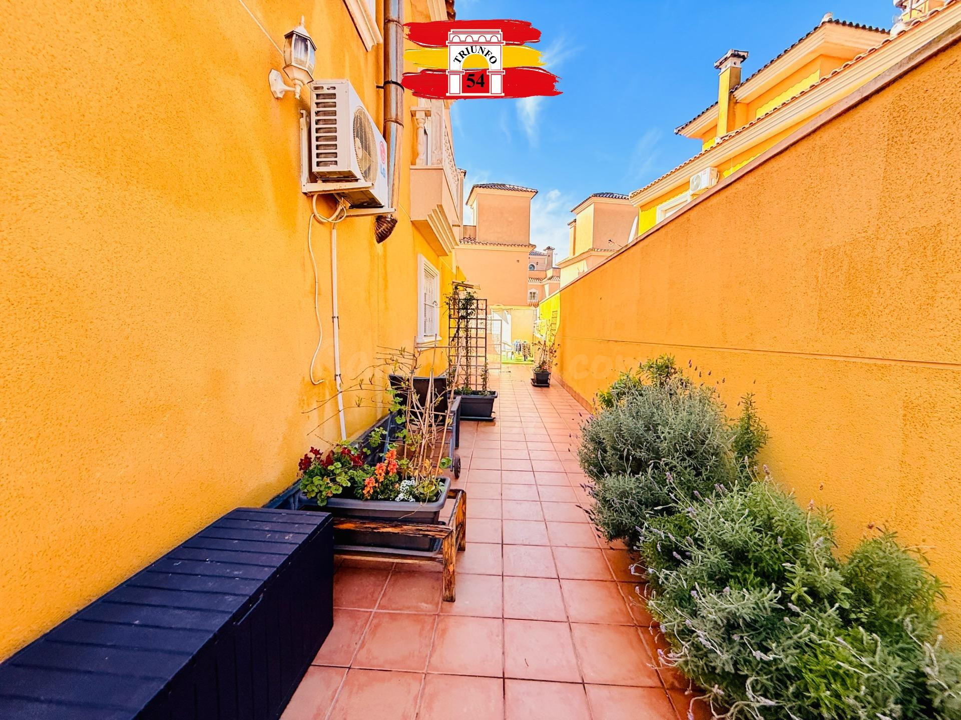 Casa pareada en Torre de la Horadada - foto 4
