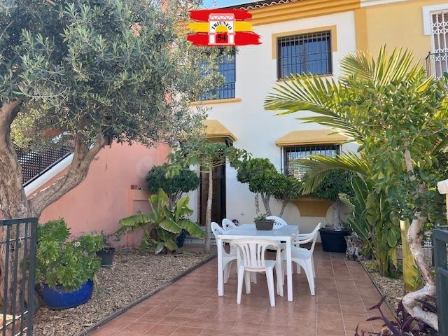 Dúplex en Roda con Piscina Comunitaria y Solarium - foto 4