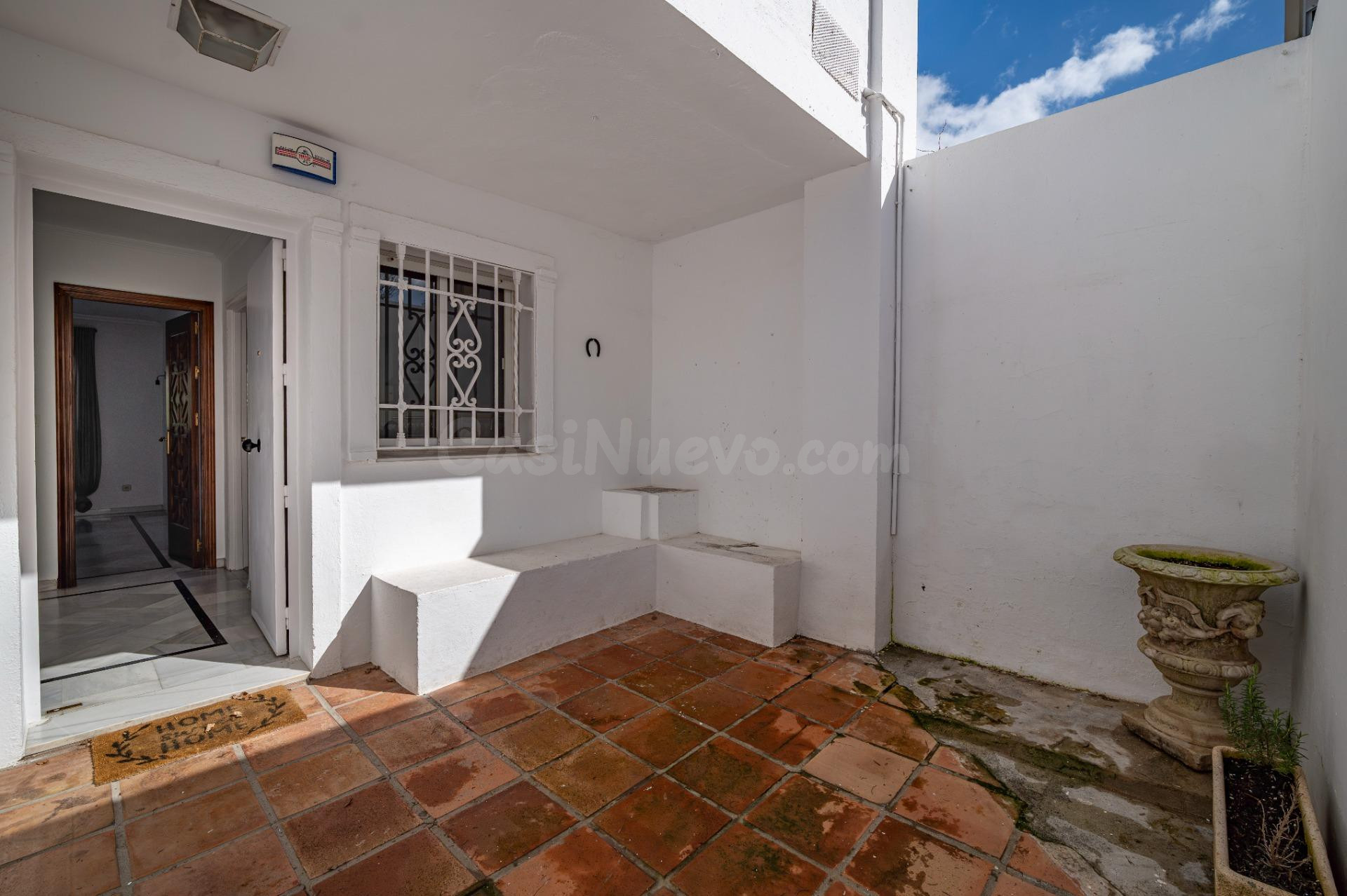 Exclusivo casa pareada en Urbanización El Serrallo - foto 5