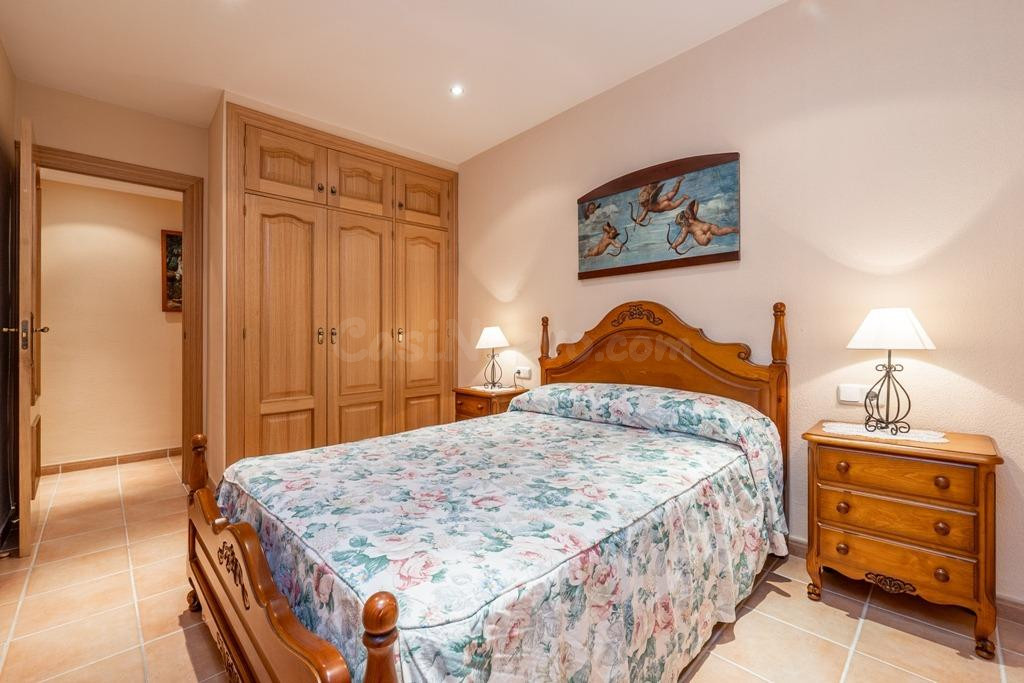 Piso en el centro de Granada, totalmente reformado con dos g - foto 4