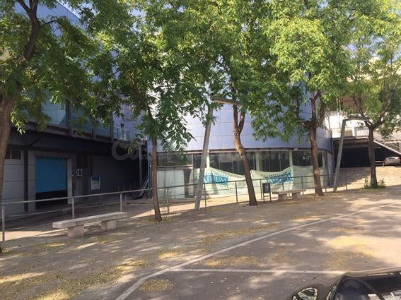 Local en alquiler en el Parque Comercial Atrium – Sant Andre - foto 3