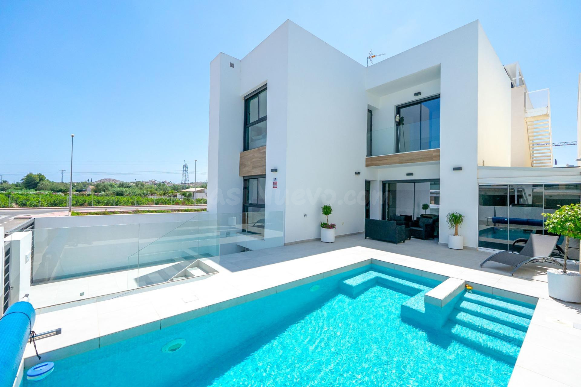 Villa 5 habitaciones 214m² en venta - Benimar