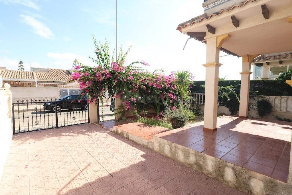 Casa 2 habitaciones 80m² en venta - Playa Flamenca - foto 3