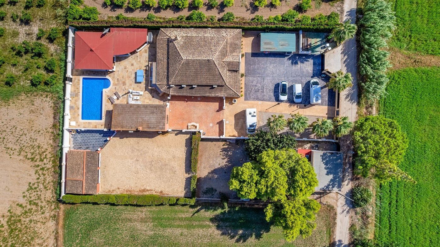 Casa de campo 6 habitaciones 286m² en venta - Comunidad vale - foto 3