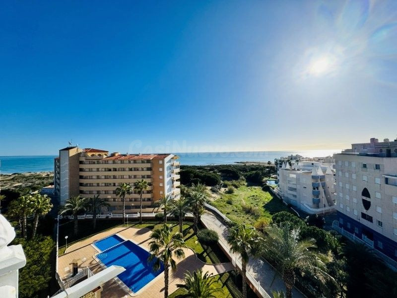 Ático 3 habitaciones 135m² en venta - Urbanizaciones