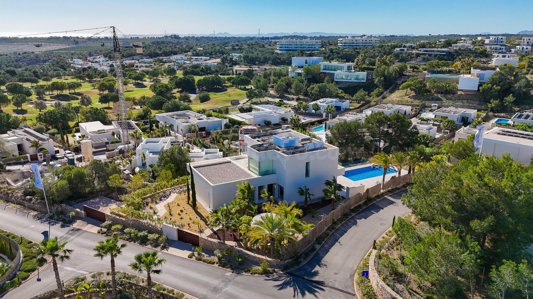 Villa 5 habitaciones 546m² en venta - Las Colinas Golf - foto 2