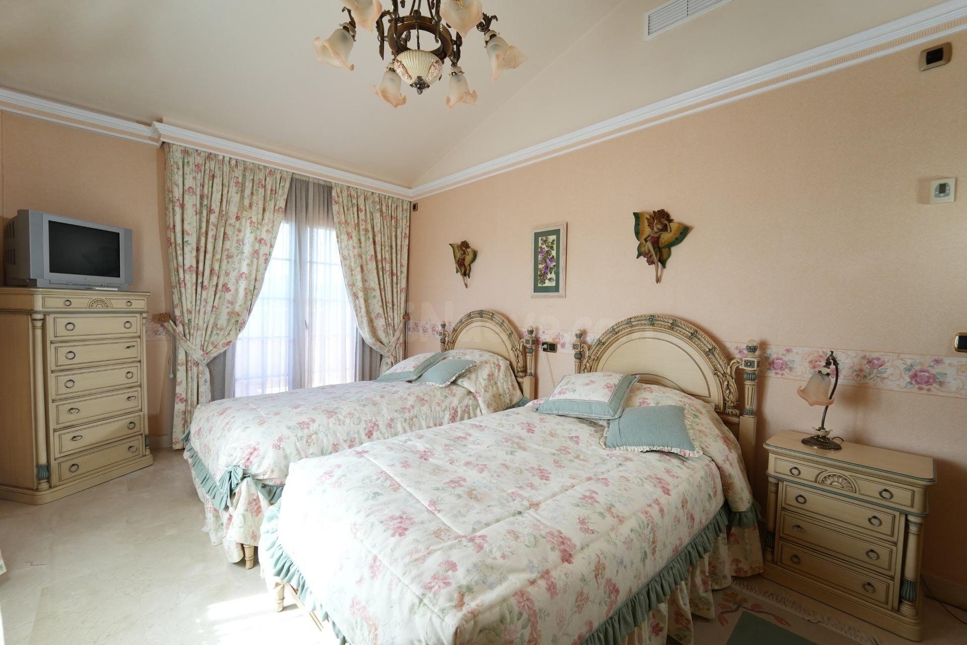Villa 8 habitaciones 734m² en venta - Campoamor - foto 5