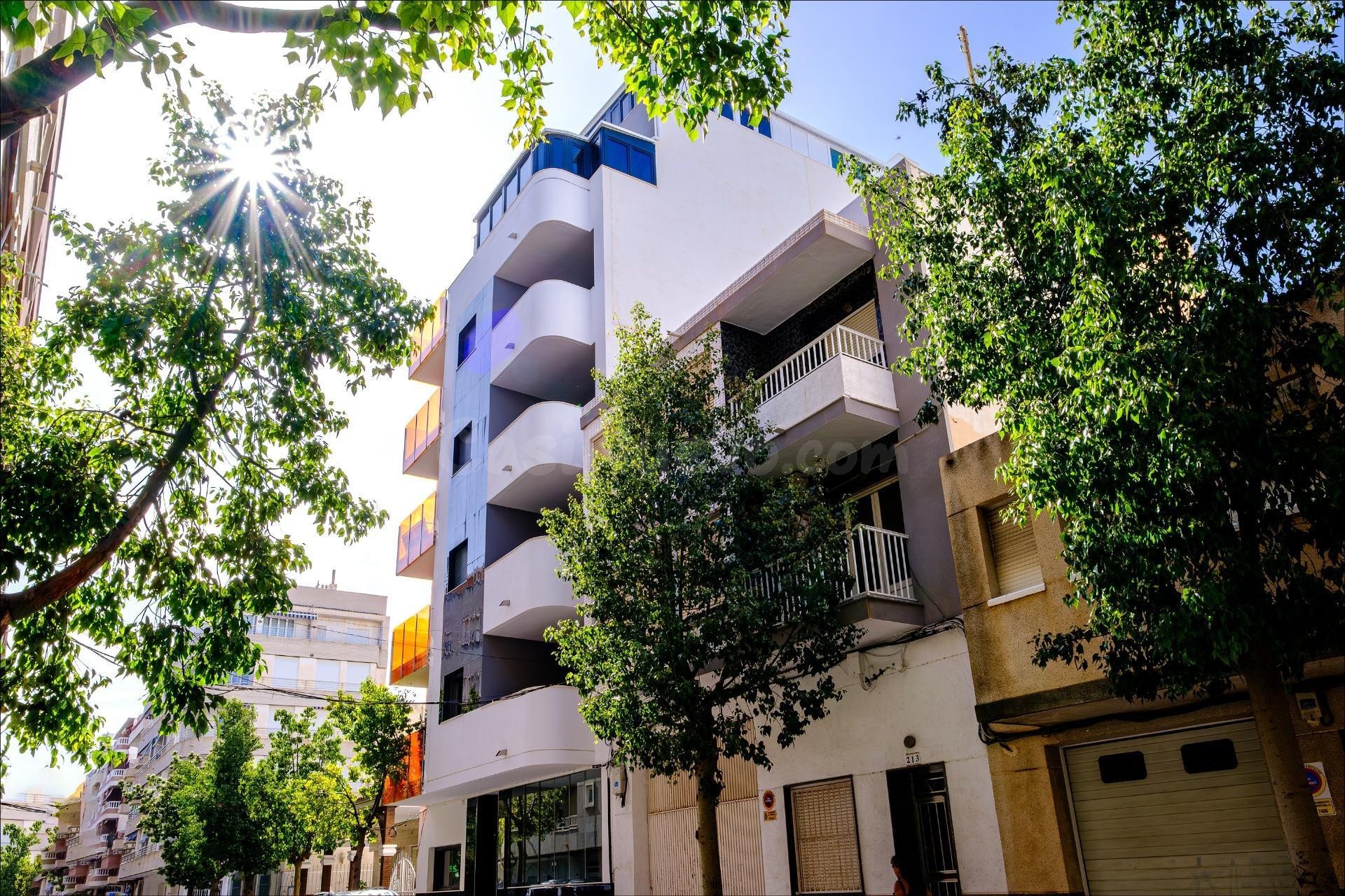 Apartamento 4 habitaciones en venta - Estacion de autobuses - foto 2