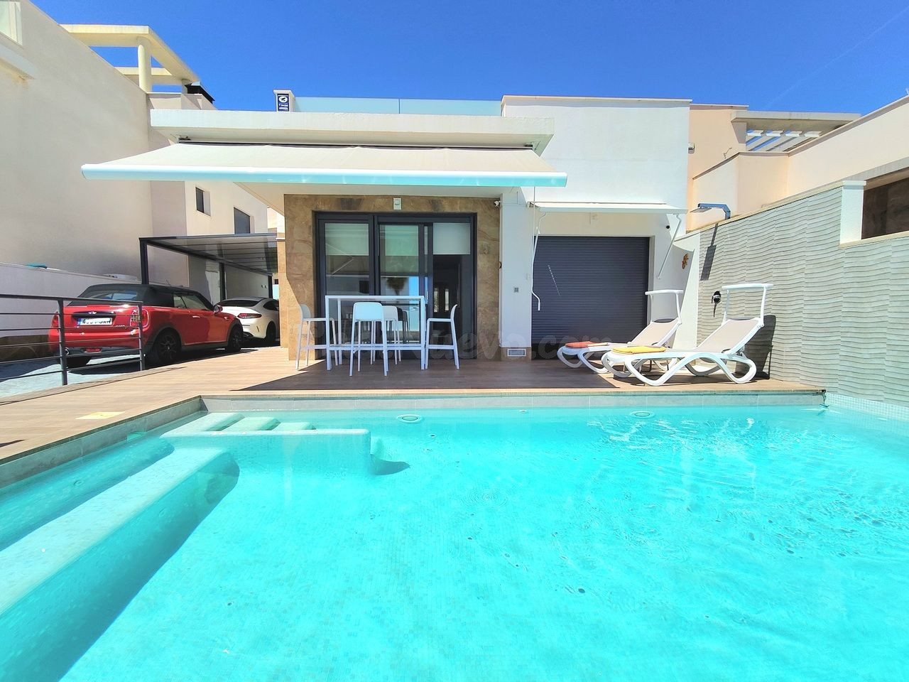 Villa 3 habitaciones 92m² en venta - Pueblo 9