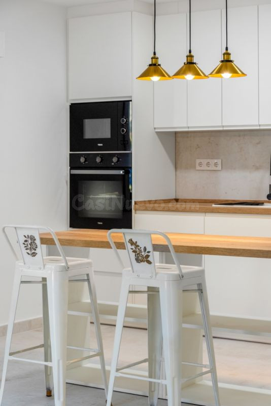 Amplio apartamento reformado en Playa del Acequión - foto 5