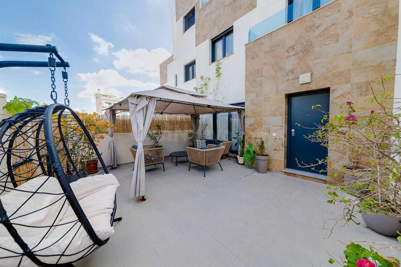 Casa 3 habitaciones 134m² en venta - Las Filipinas - foto 4