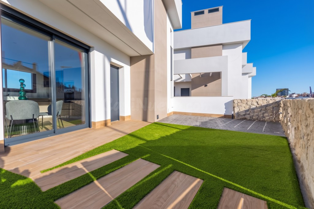 Casa-Chalet de Obra Nueva en Venta en Algorfa Alicante - foto 2