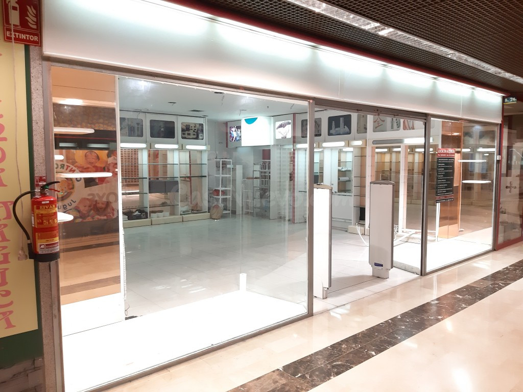 Local comercial en Alquiler en Vigo Pontevedra - foto 3