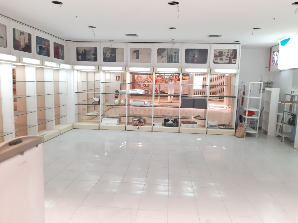 Local comercial en Alquiler en Vigo Pontevedra - foto 4