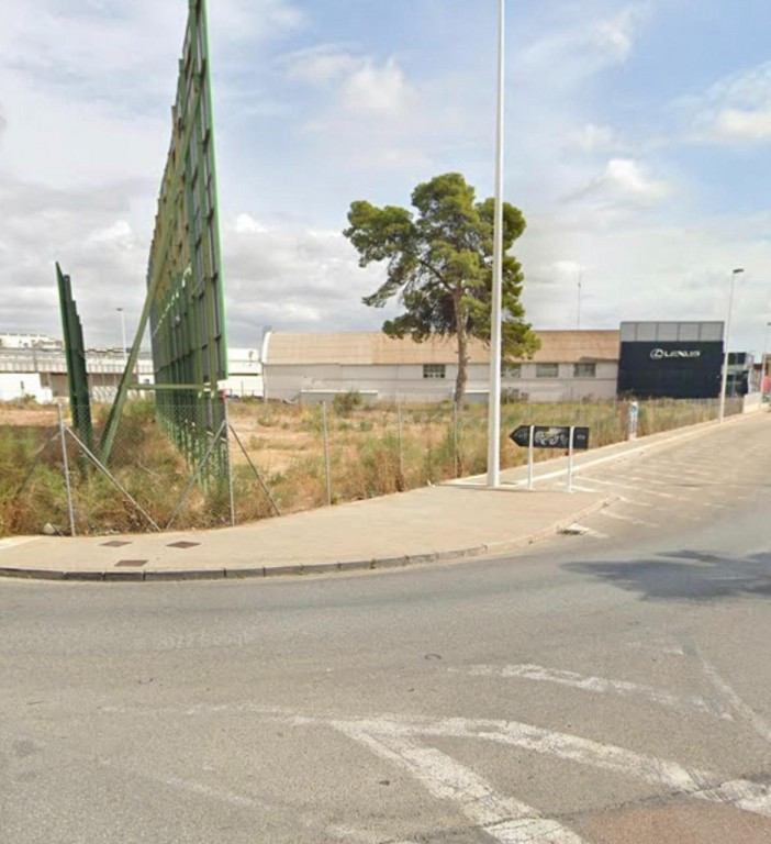 Solar industrial en Venta en Elche Alicante - foto 3