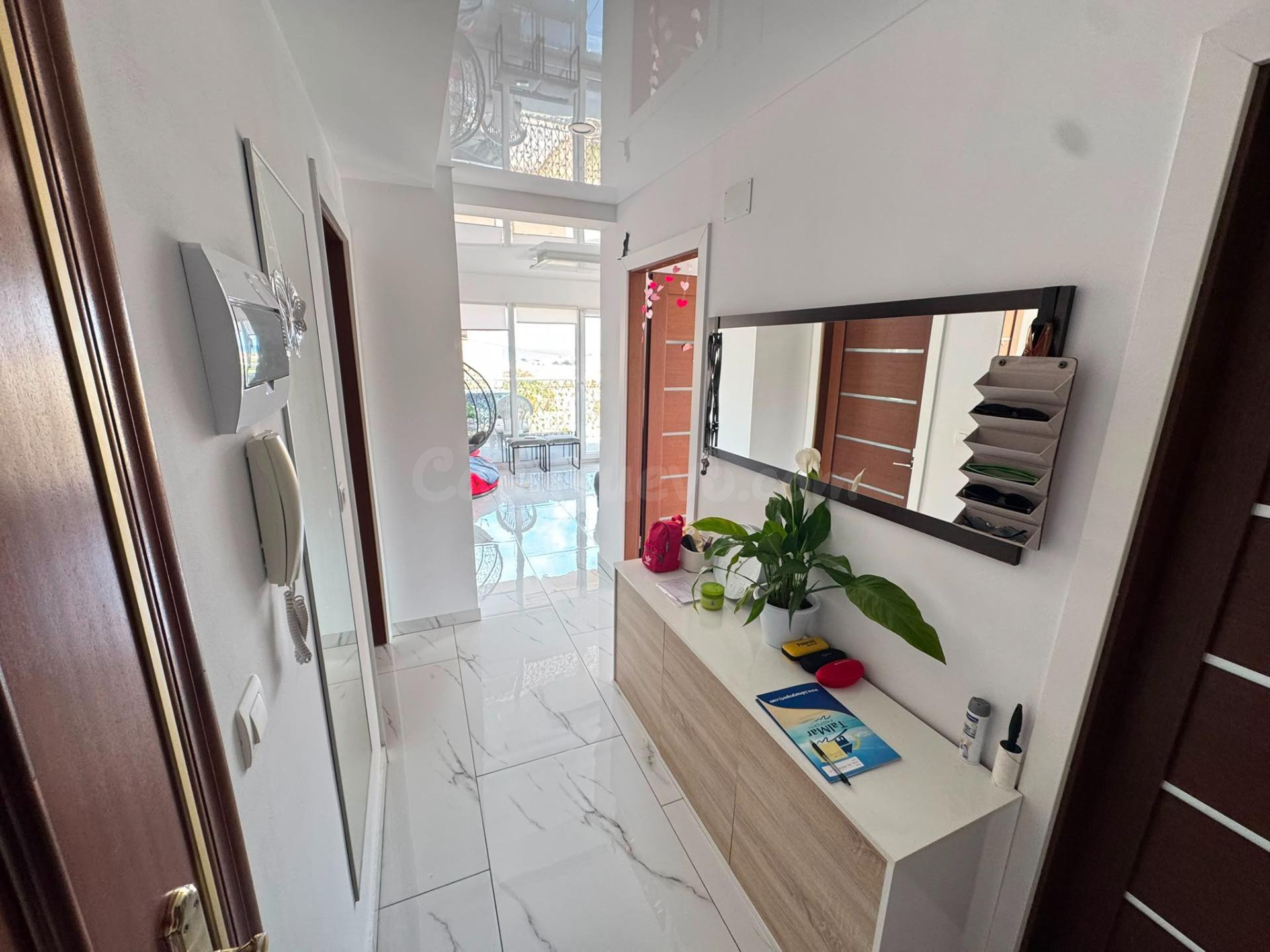 Apartamento 2 habitaciones 81m² en venta - Zona los Frutales - foto 2