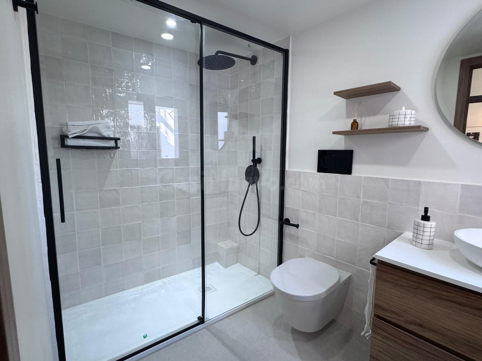Exclusiva vivienda exterior a estrenar junto a la Puerta del - foto 5
