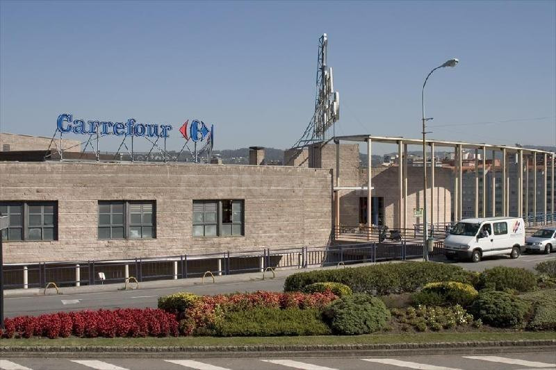 Local comercial 1786m² en venta - Poio - foto 3