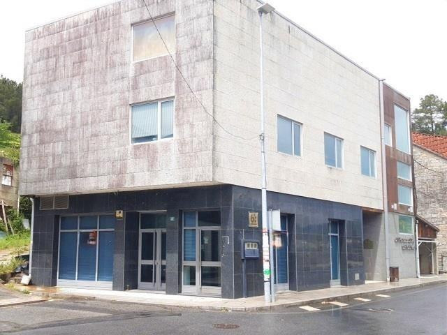 Local comercial 131m² en venta - Campo Lameiro - foto 2
