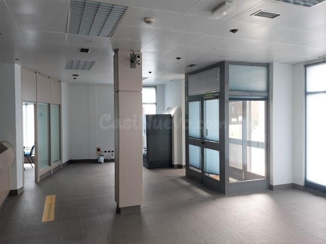 Local comercial 131m² en venta - Campo Lameiro - foto 4