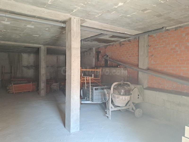Local comercial 357m² en venta - San juan de poio - foto 3