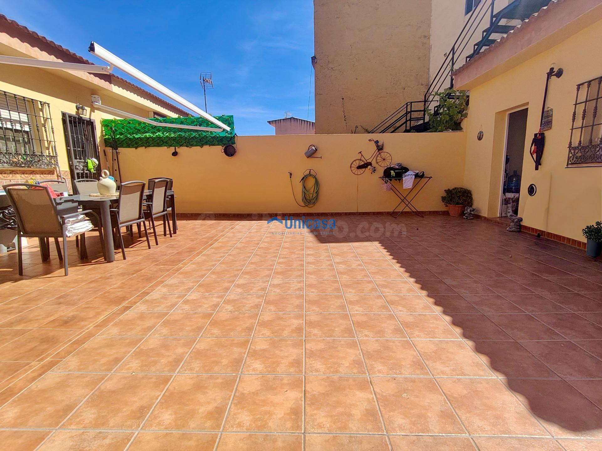 MARAVILLOSA PLANTA ALTA ESTILO RÚSTICO DE 3 habitaciones EN  - foto 3