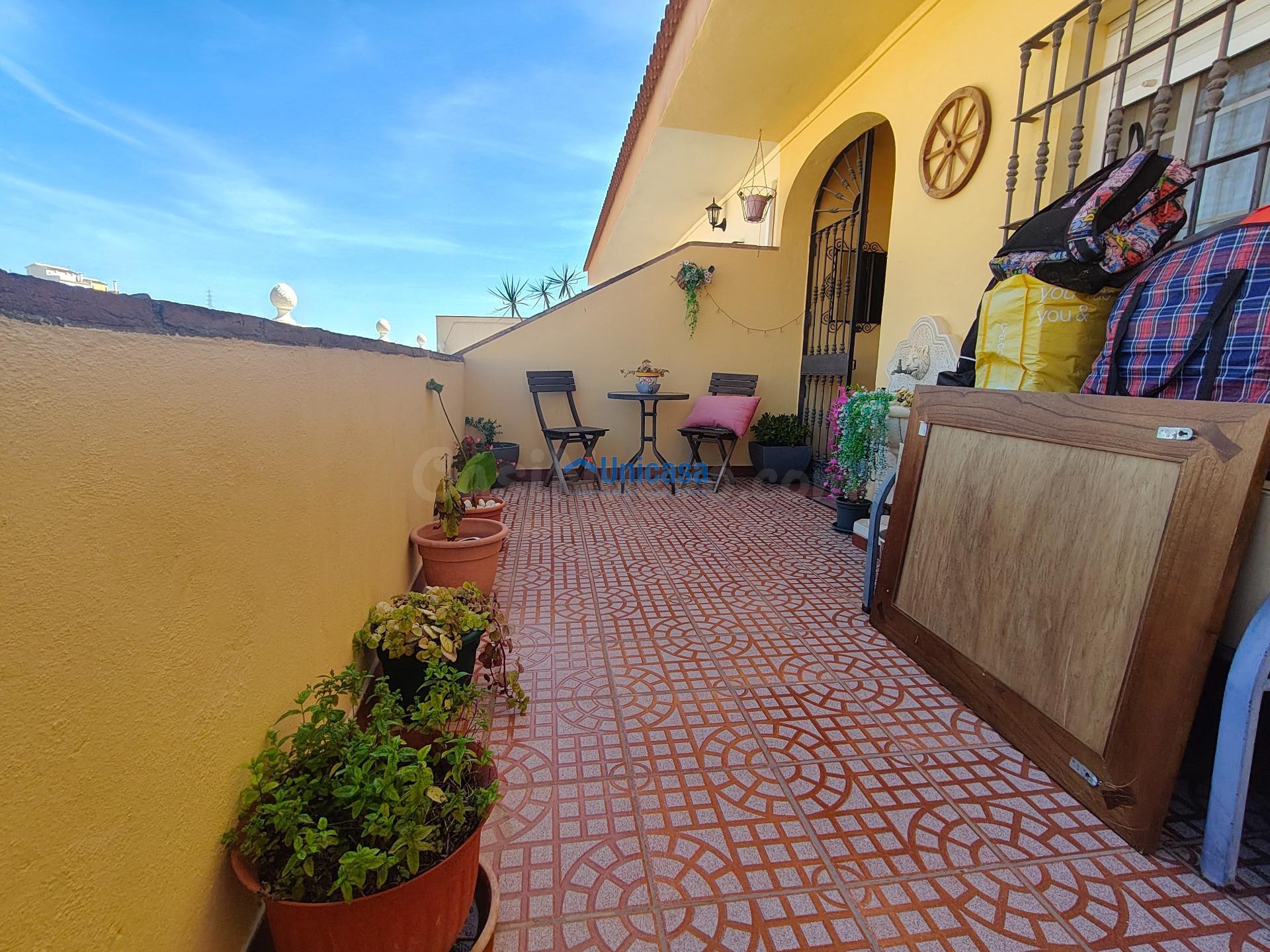MARAVILLOSA PLANTA ALTA ESTILO RÚSTICO DE 3 habitaciones EN  - foto 5