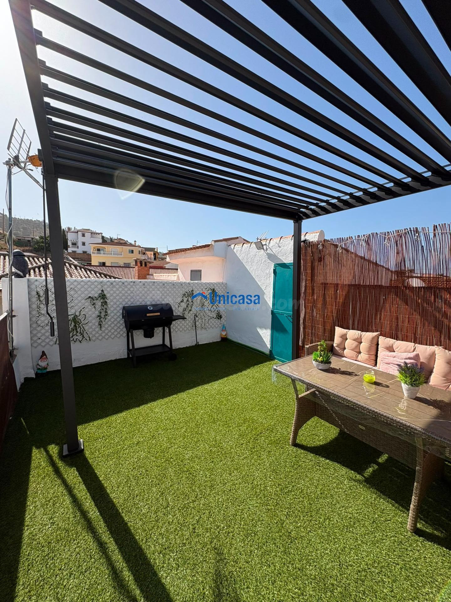 Casa mata en zona Orozco, totalmente reformada, con un diseñ - foto 2