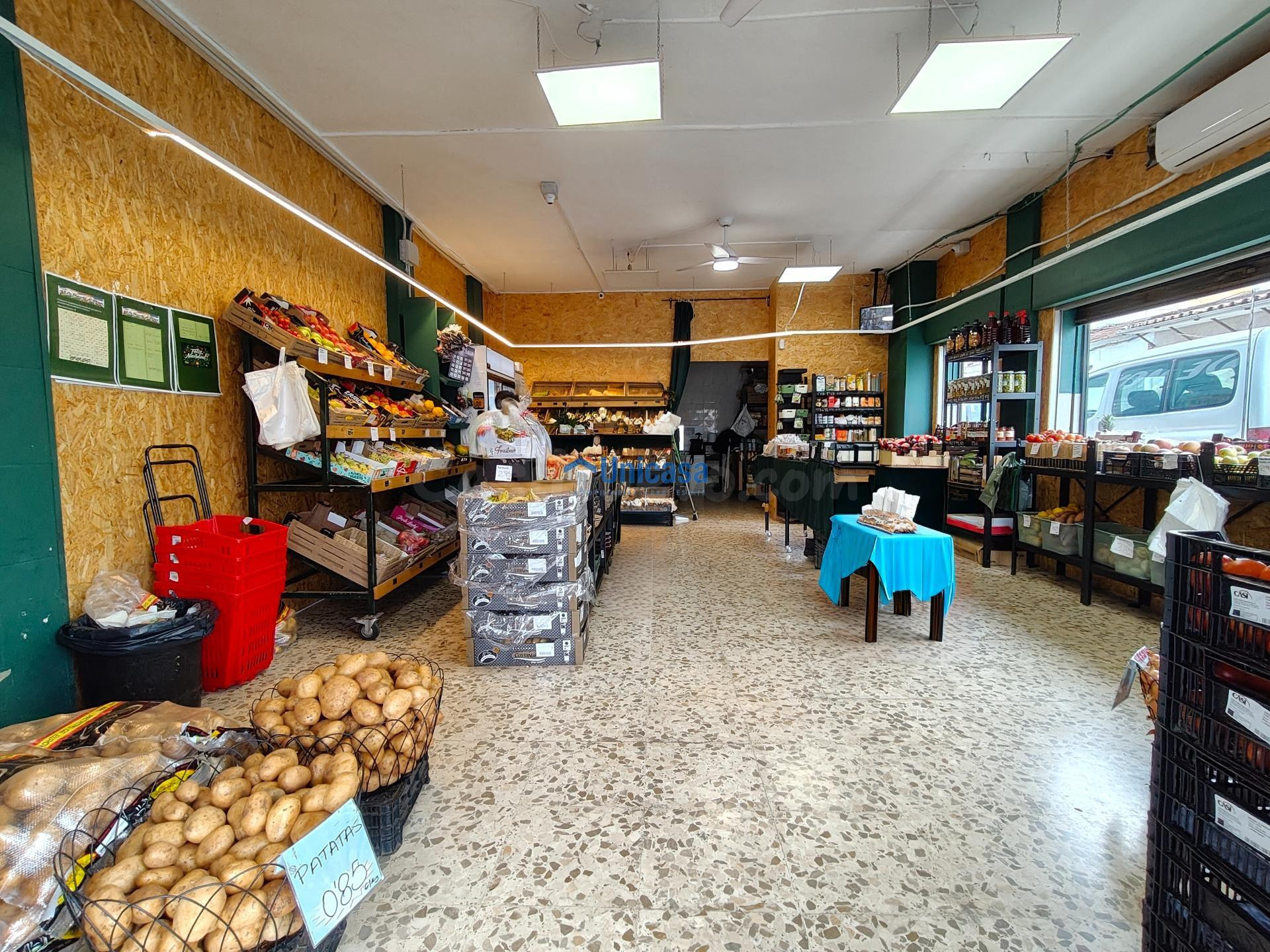 Local comercial en esquina en plena avenida Lope de Rueda - foto 2