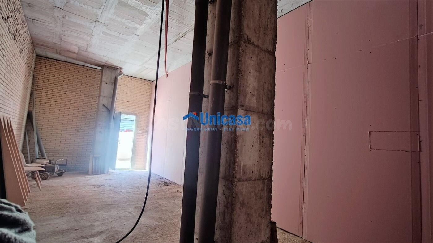 Local comercial muy visible junto a Hipercor con gran potenc - foto 4