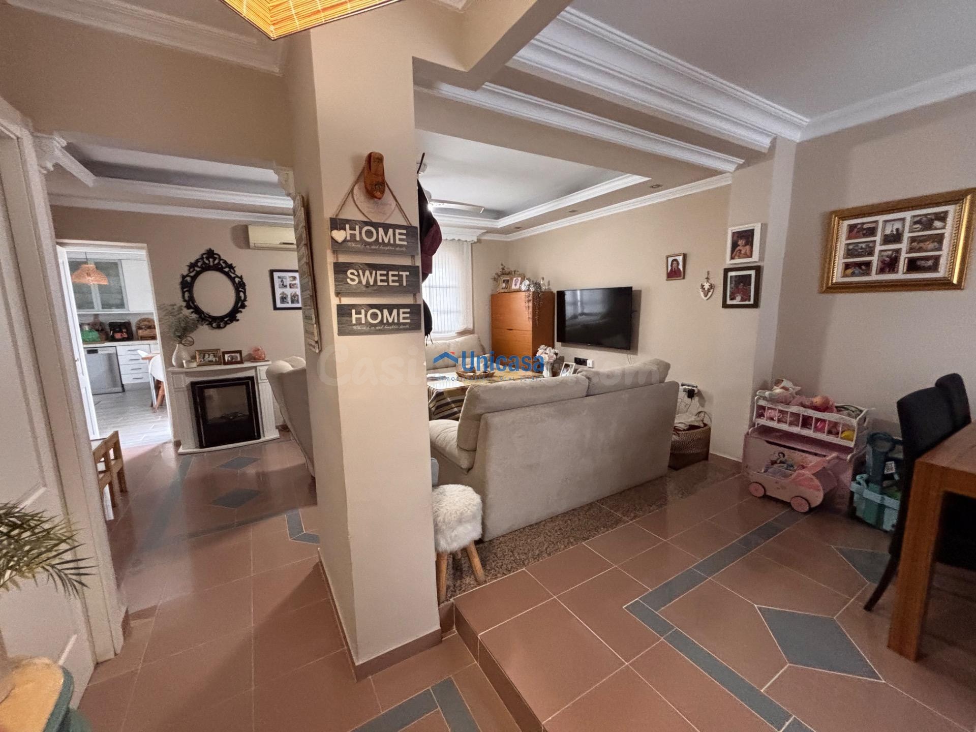 AMPLIA CASA A 10 MINUTOS DE MÁLAGA ✨ - foto 3