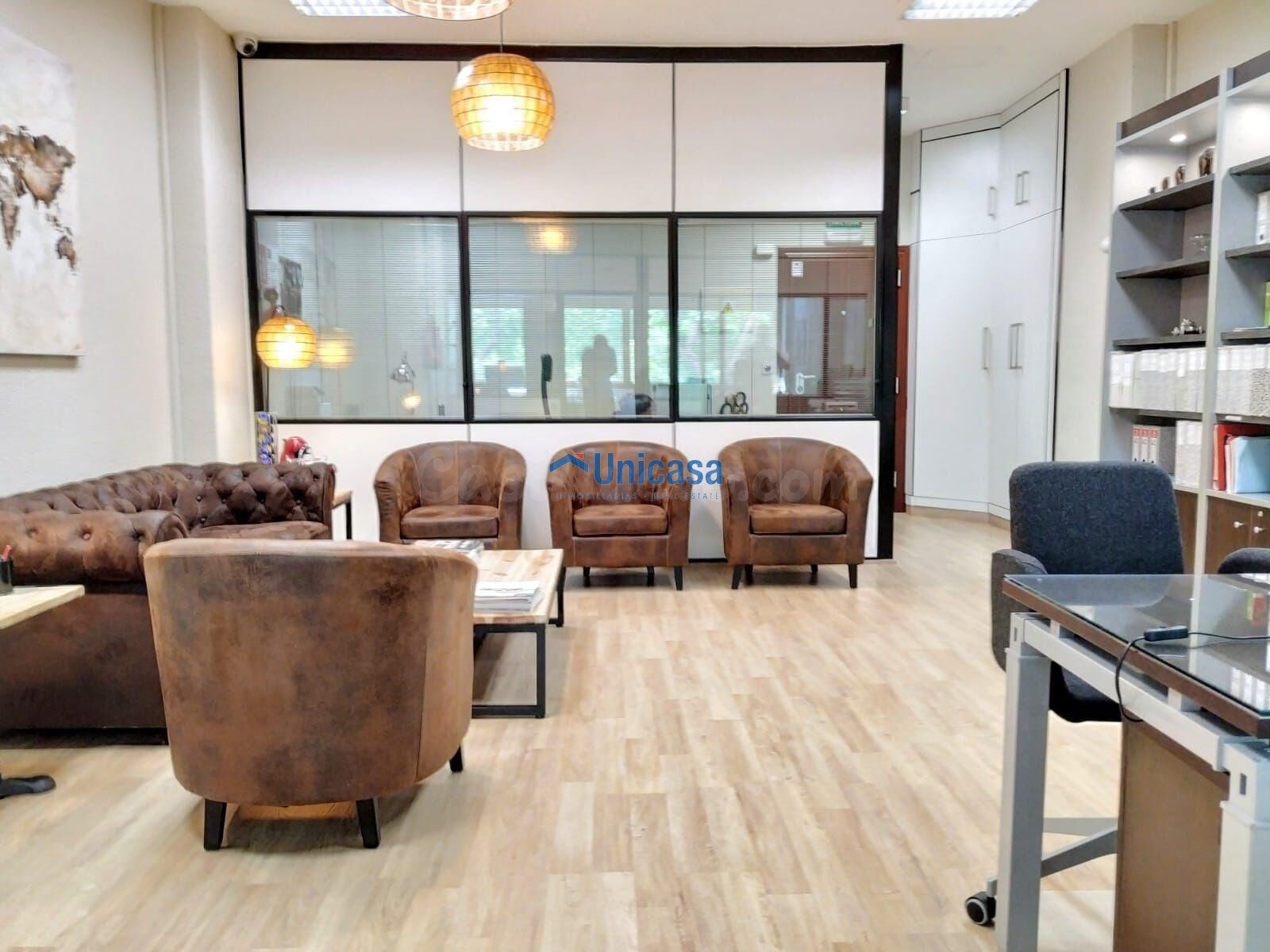 Oficina premium de 90 m2 totalmente equipada con plaza de ga - foto 2