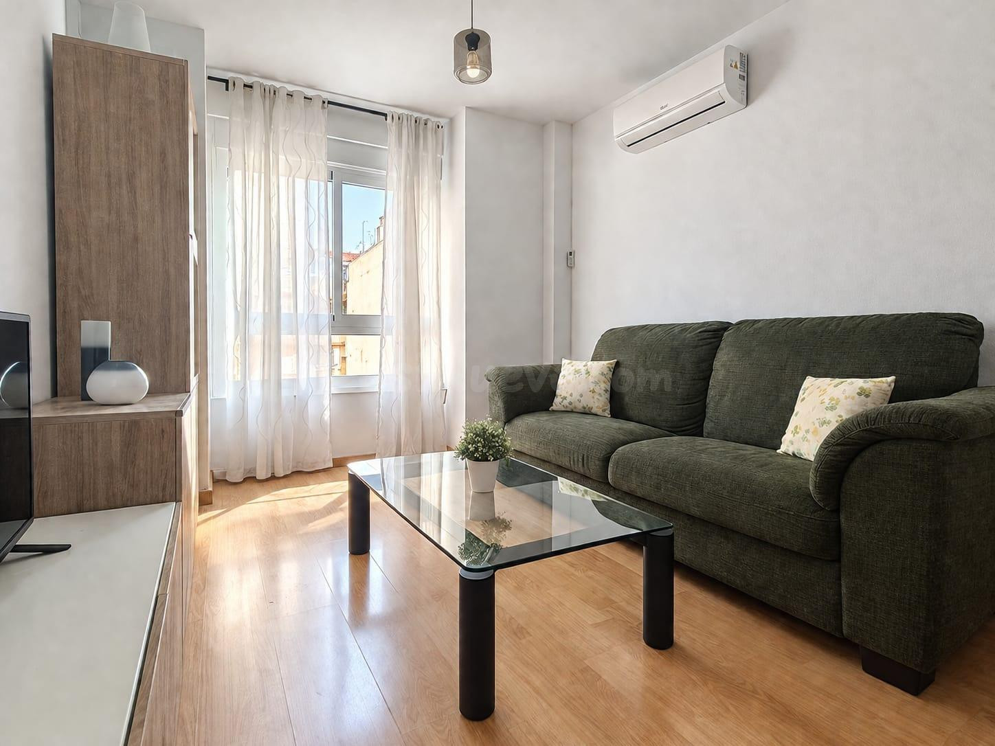 ✨ ¡Tu primera vivienda con TODO lo que necesitas! Garaje, tr - foto 5