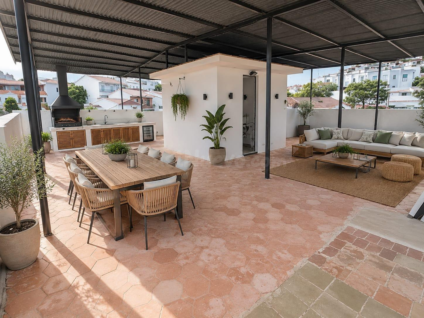 ☀️ MUCHOS METROS, SOLÁRIUM ENORME Y TODO EL POTENCIAL PARA CREAR LA VIVIENDA QUE QUIERES