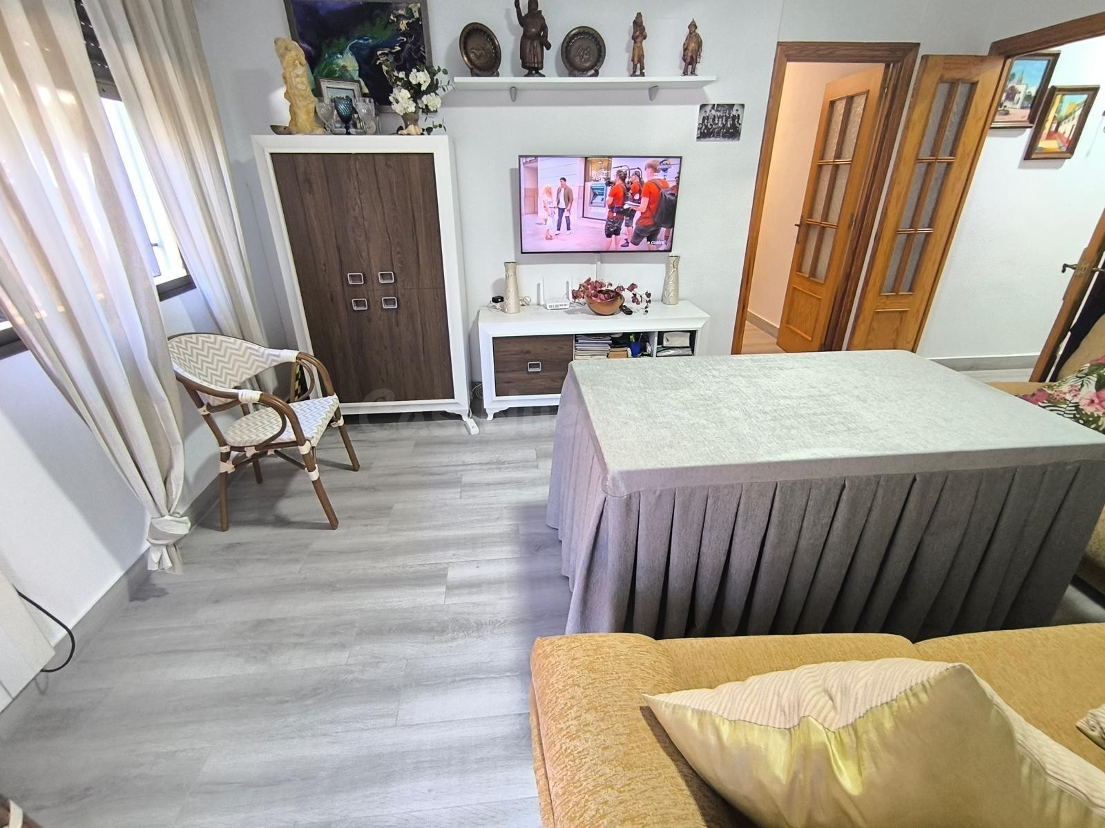Espectacular vivienda con garaje opcional a pocos minutos de - foto 5