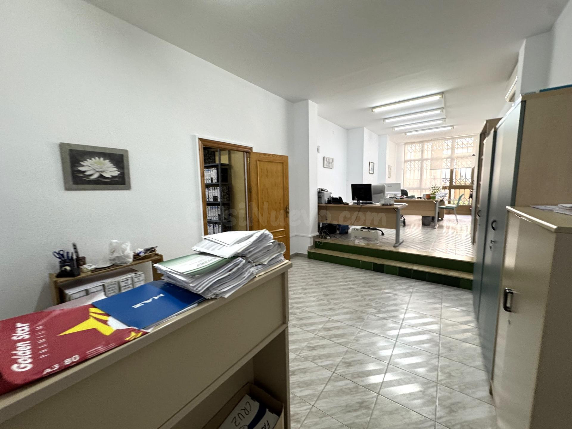 Oficina 75m² en venta - Playa punta umbria - foto 4