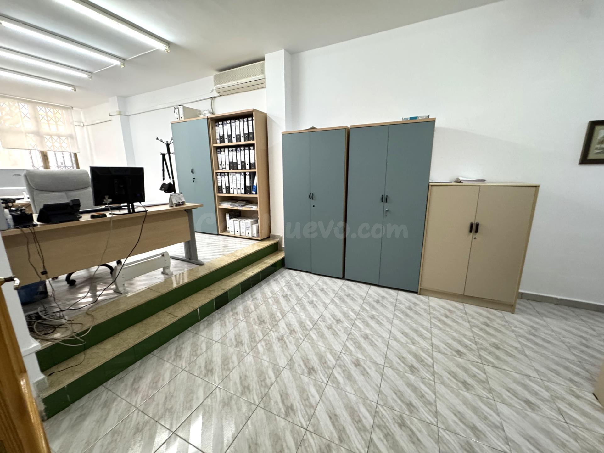 Oficina 75m² en venta - Playa punta umbria - foto 5