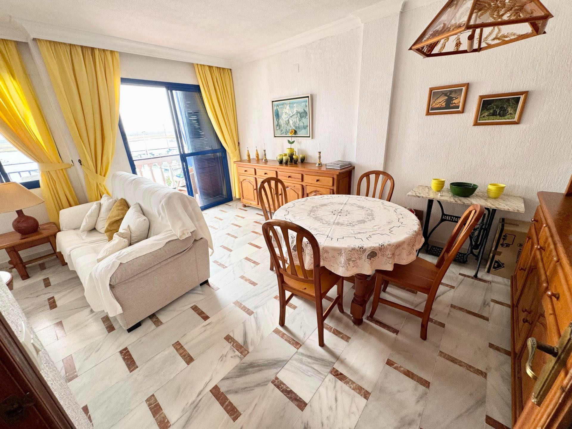 ¡Amplia vivienda con terraza en una de las mejores zonas de  - foto 5