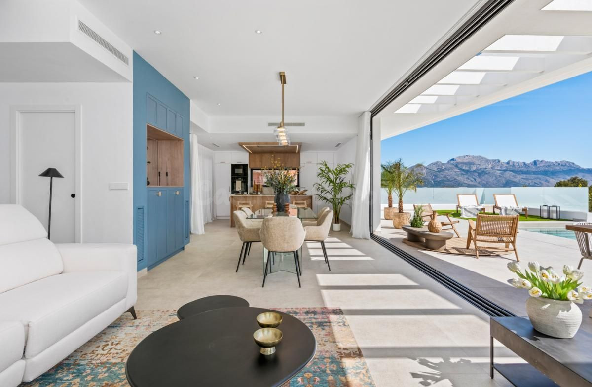 Villa 3 habitaciones 311m² en venta - Casco urbano - foto 3