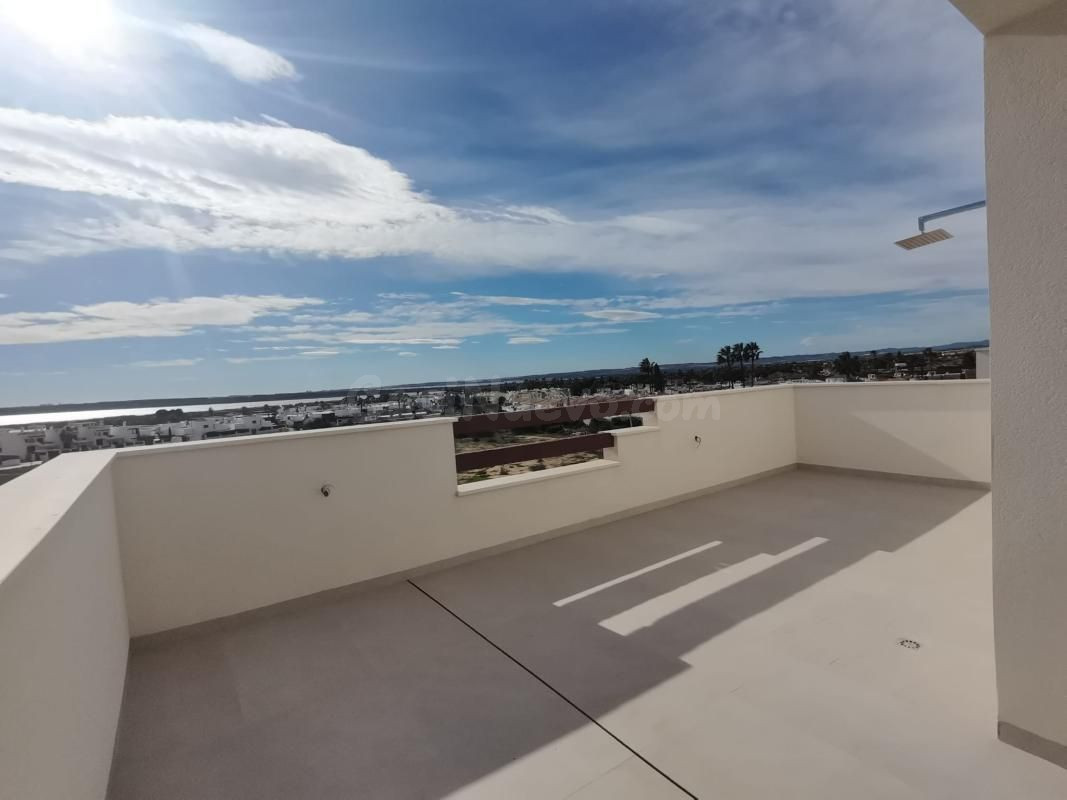 Villa 3 habitaciones 109m² en venta - Ciudad Quesada - foto 2