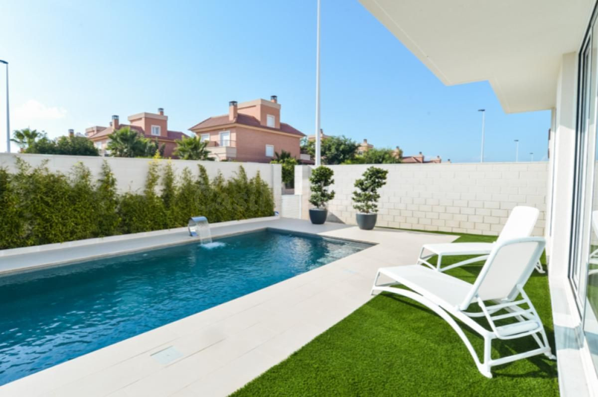 Villa 4 habitaciones 261m² en venta - Avda. mediterraneo - foto 4