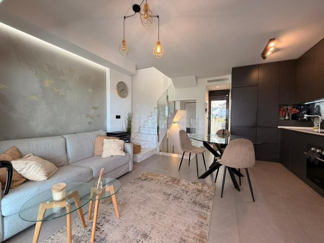 Casa 4 habitaciones 161m² en venta - Los secanos - foto 2
