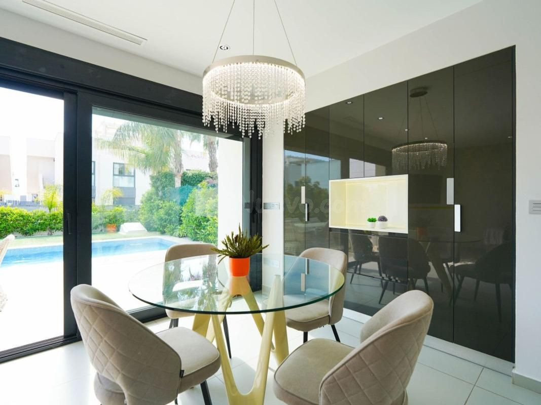 Villa 3 habitaciones 120m² en venta - Centro de la Ciudad Qu - foto 2
