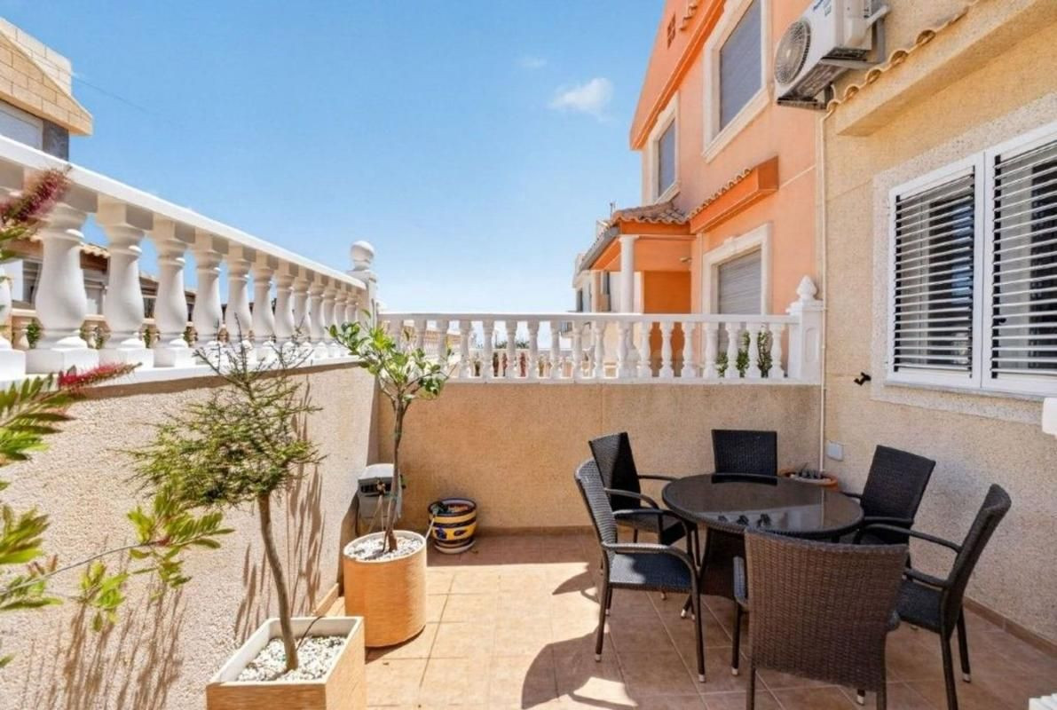 Casa 3 habitaciones 104m² en venta - Cabo cervera - foto 4