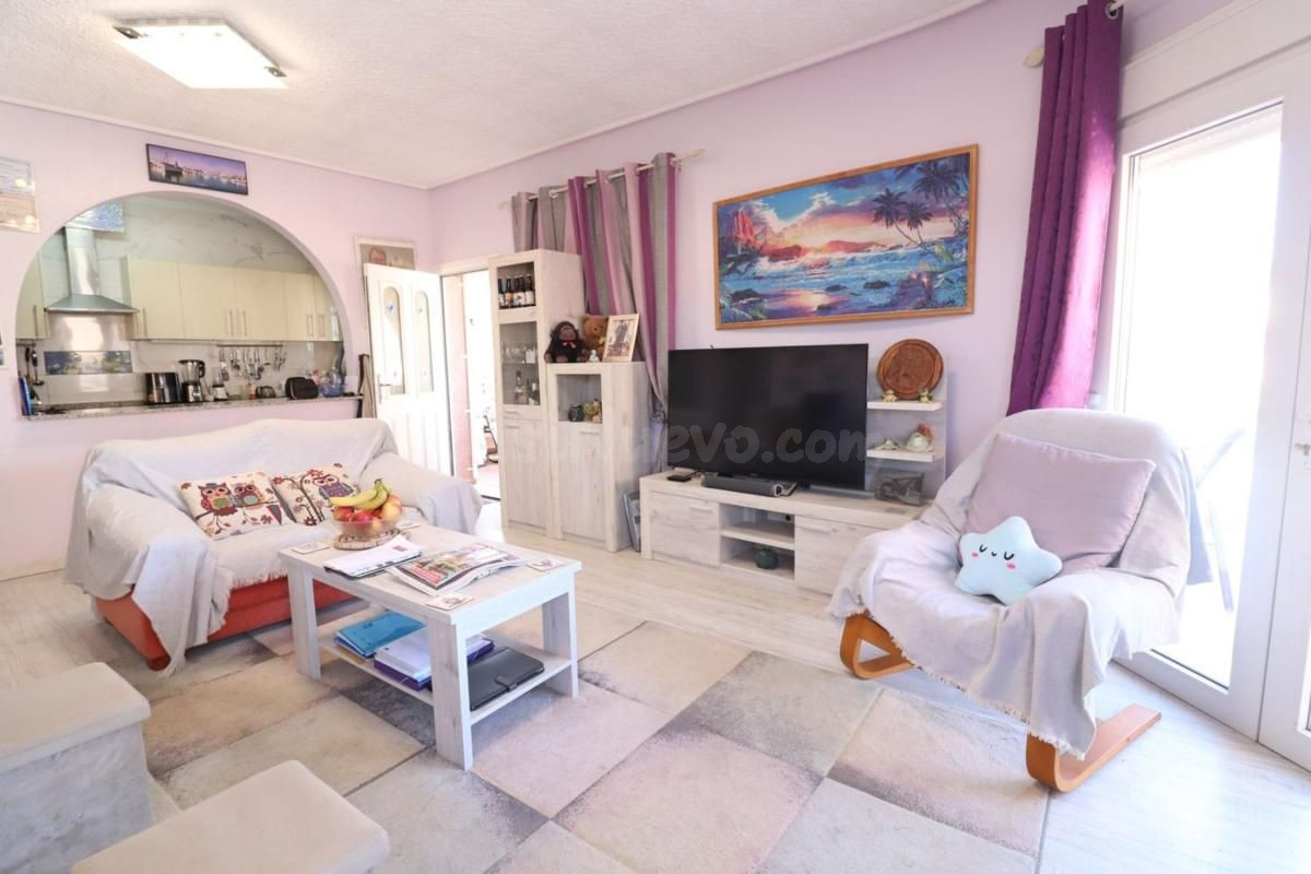 Casa 3 habitaciones 102m² en venta - Pueblo - foto 2