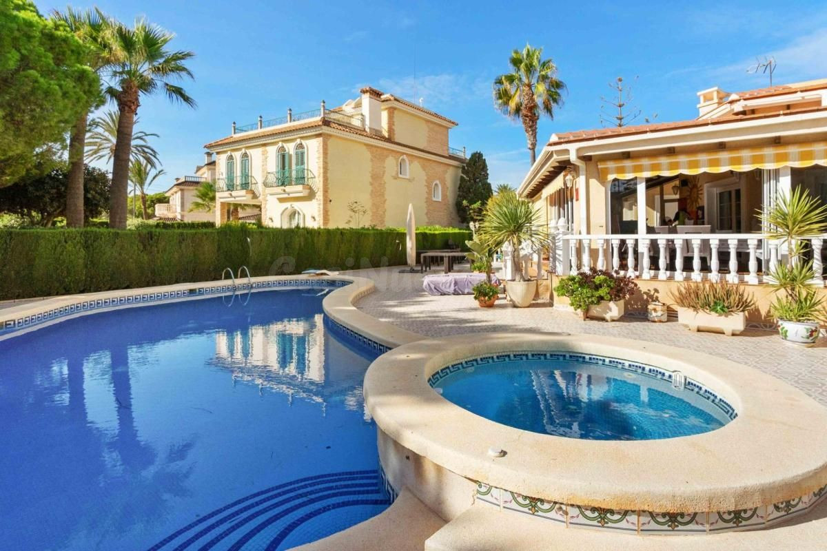 Villa 3 habitaciones 340m² en venta - Costa blanca - foto 4